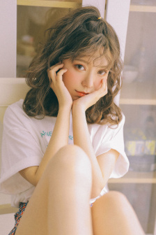 电车摩女